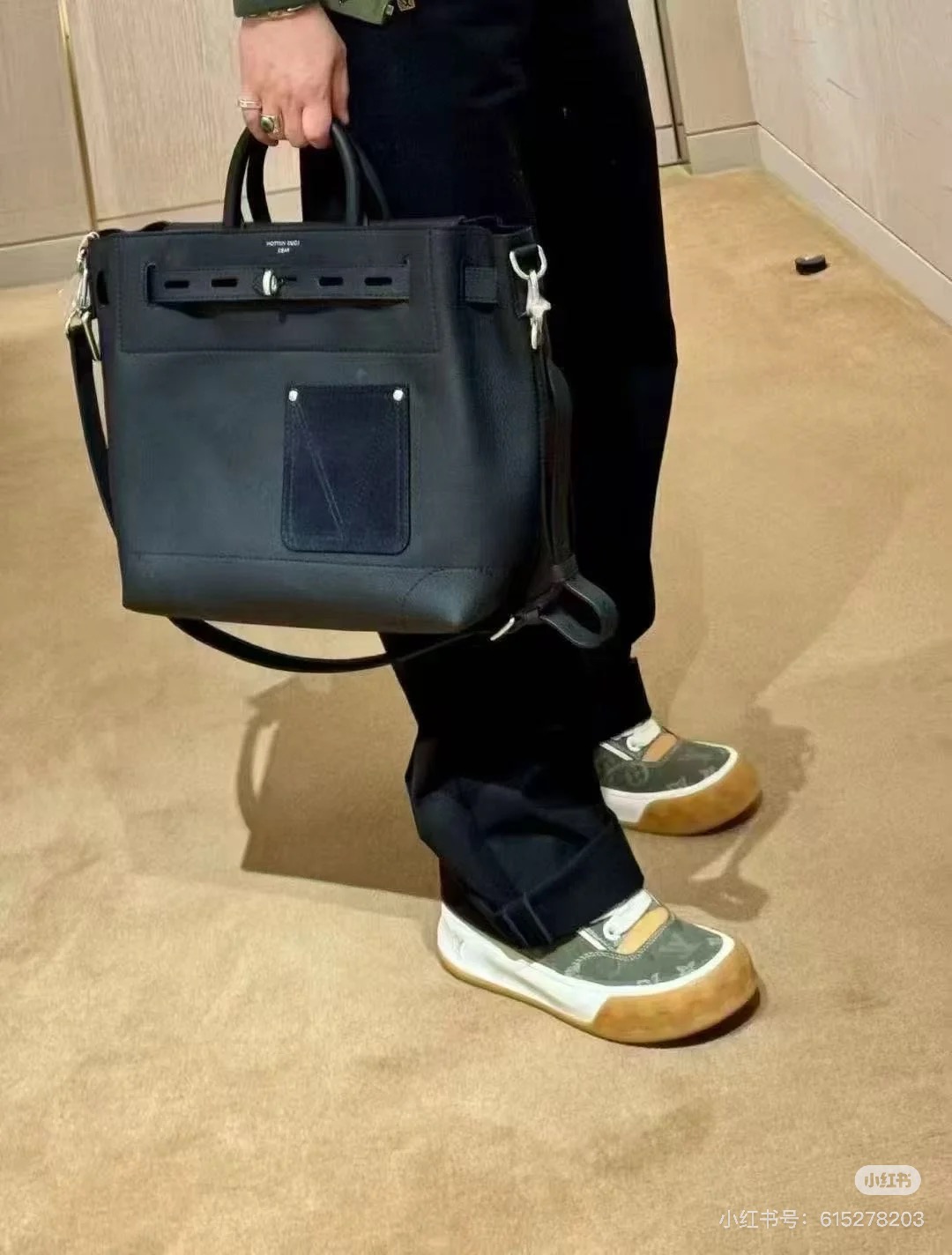 2026124173317498 270